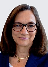Portret Lori Hartman
